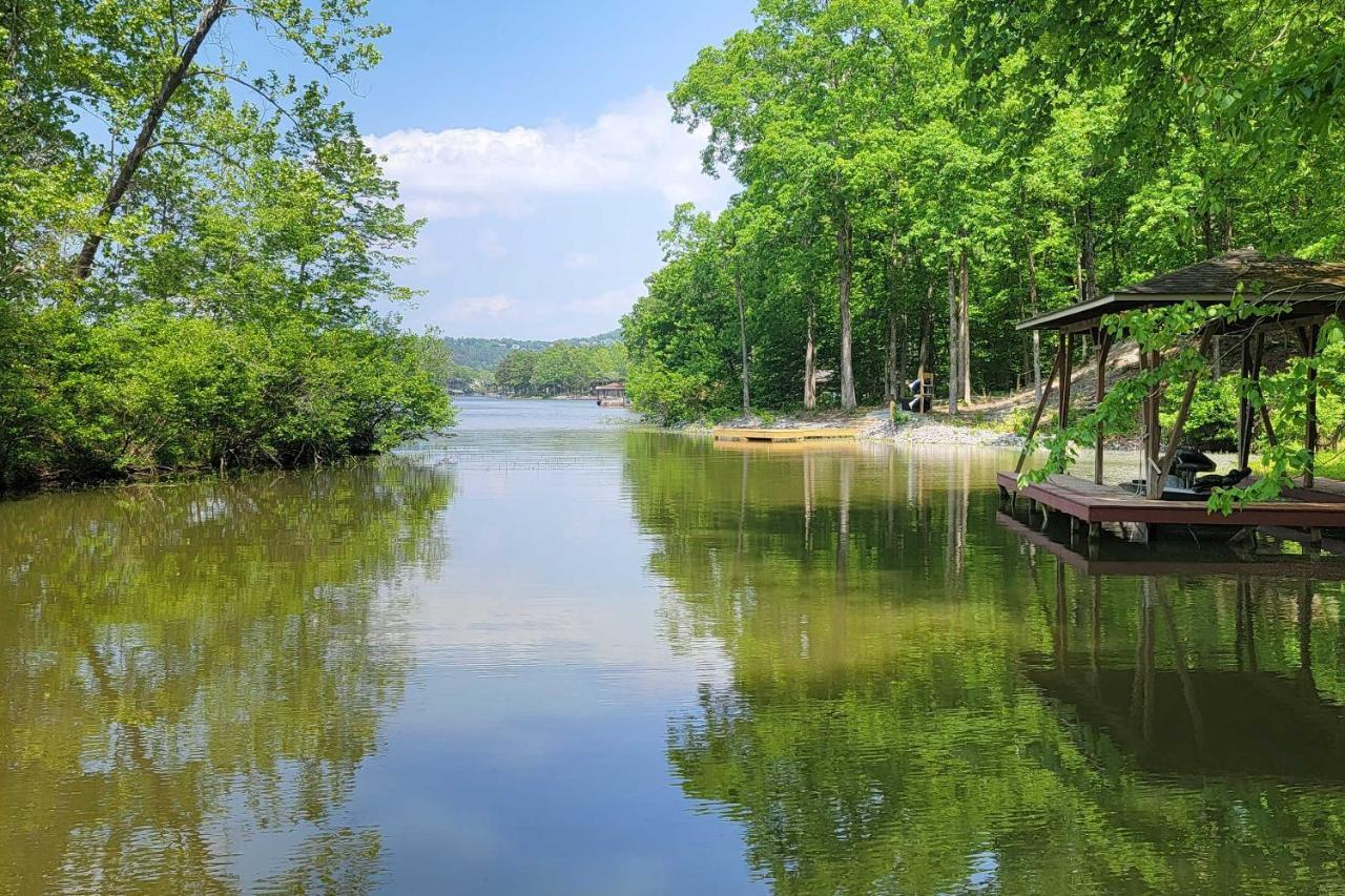 Lakeside Hot Springs Retreat With Kayaks And Boat Dock Hot Springs Village Экстерьер фото